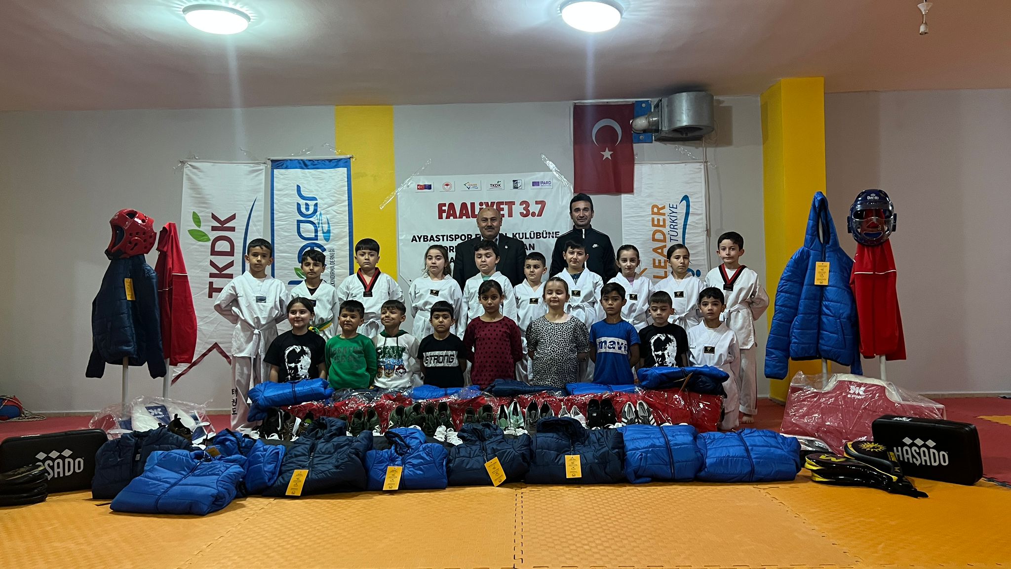 Spor Kulüplerine Malzeme Alımı