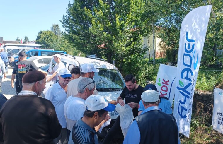 Aybastı Perşembe Yaylası  915. Geleneksel Güreş ve Kültür Festivalinde tanıtıcı materyal dağıtımı