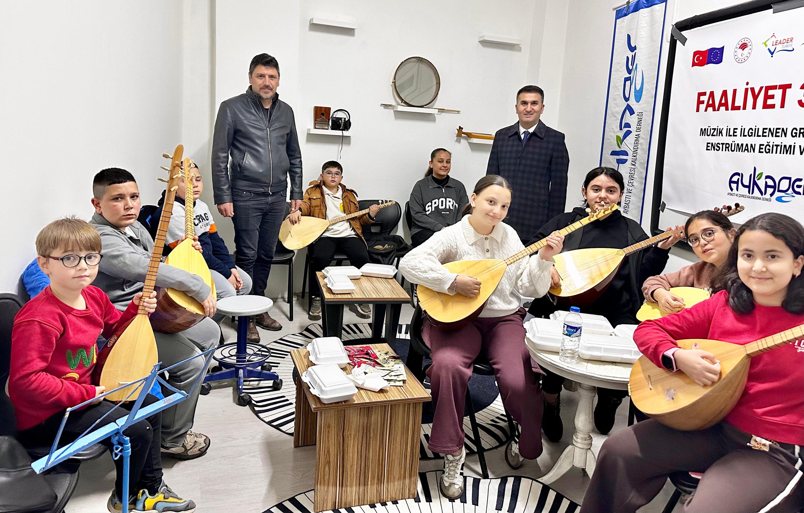 AYKADER BAĞLAMA KURSU .